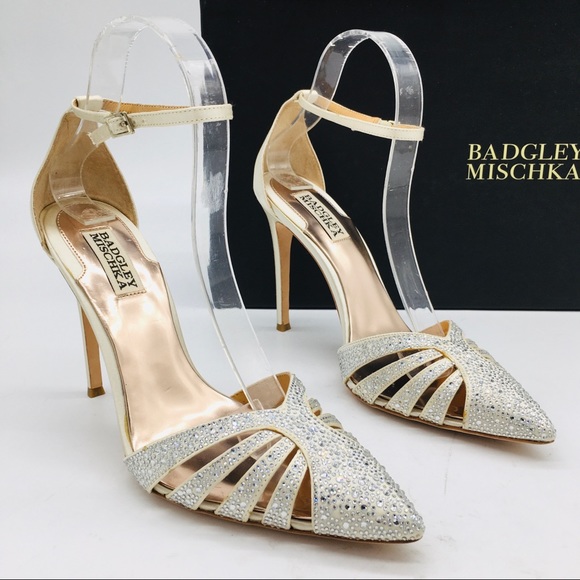 Badgley Mischka Ivory Satin Bridal Heels - Picture 7 of 16